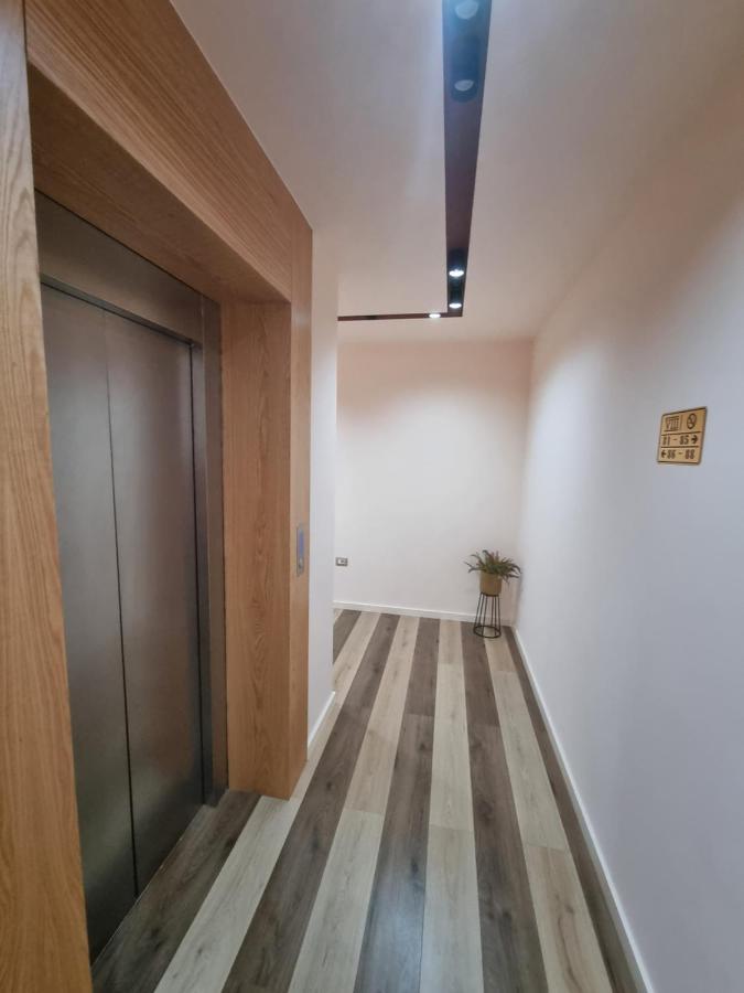 Elite Hotel Pogradec Bagian luar foto