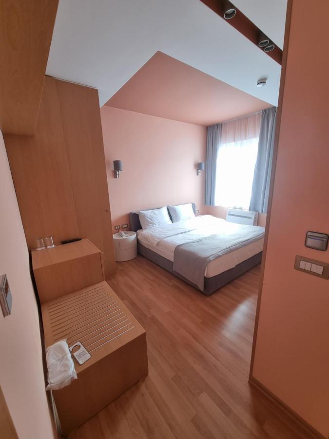 Elite Hotel Pogradec Ruang foto