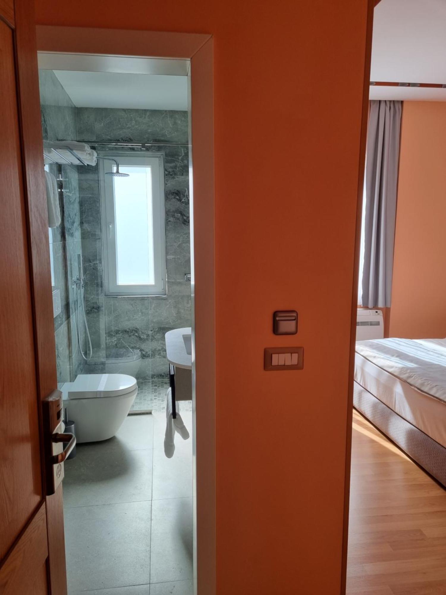 Elite Hotel Pogradec Ruang foto